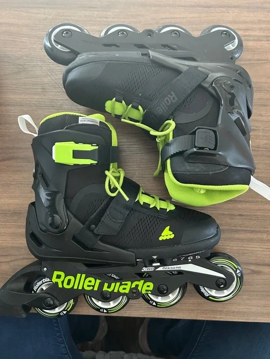 Rollerblade Microblade Inline Skate for Boys Adj. Size 5-8 - Picture 9 of 9